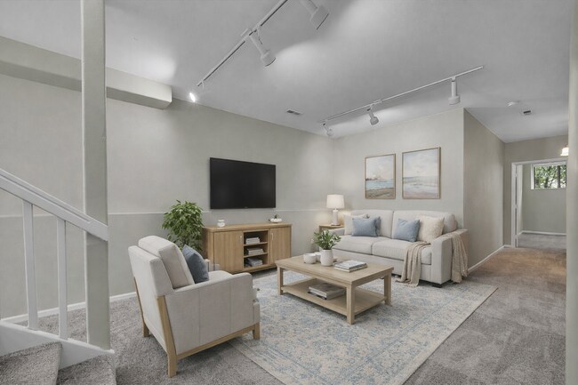 Building Photo - $2,490.95, 4 bed, 2.5 bath, located in Englewood