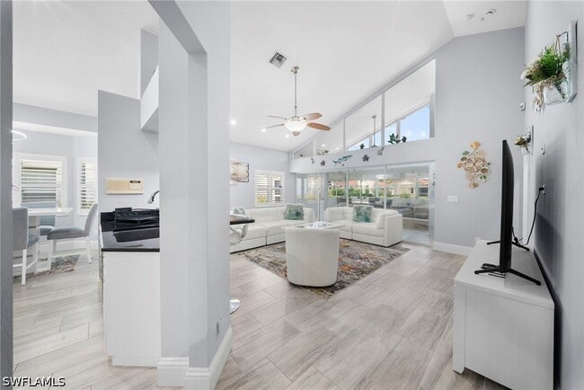 Building Photo - 159 Lady Palm Dr
