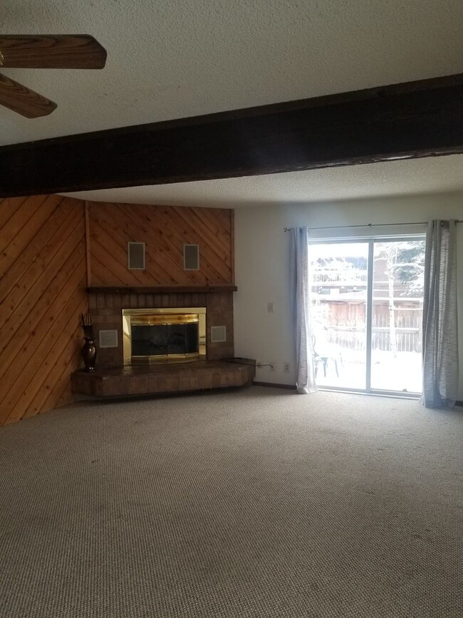 Building Photo - 2653 Juniper Ave