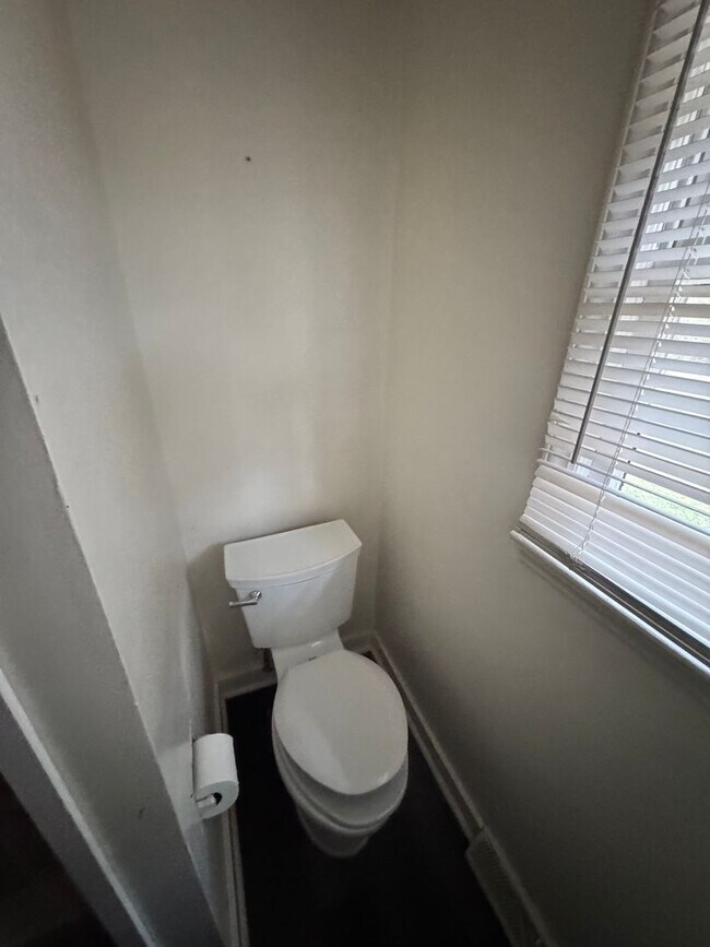 Building Photo - 3/1 House in Shelby, NC - still working on the house