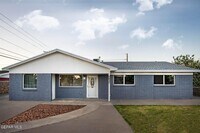 Building Photo - 5837 Marlin Dr