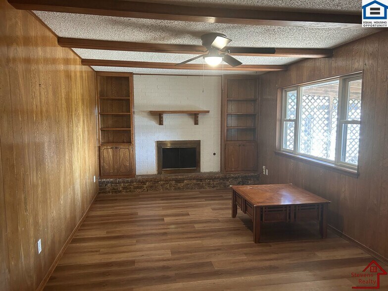 Building Photo - 2313 NW 75th St