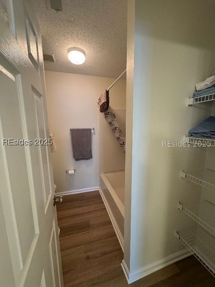 Building Photo - 28 Old S Ct