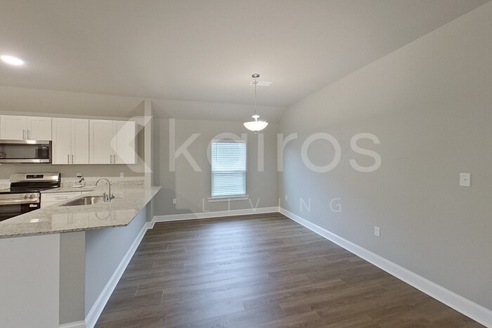 Building Photo - 22832 Monterey Ave