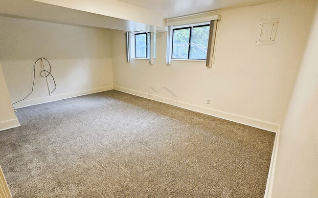 Building Photo - 5231 Bantry Dr