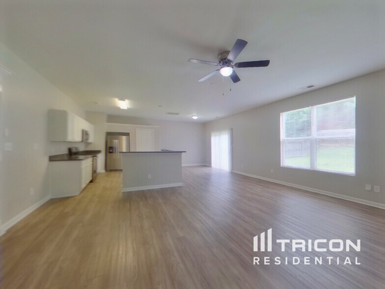 Building Photo - 2422 Cairns Mill Court