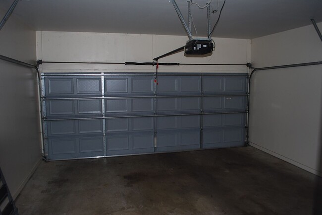 Building Photo - EXECUTIVE LIVING AT HARBOR TOWN