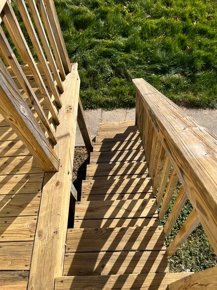 steps from the deck - 48 depot st