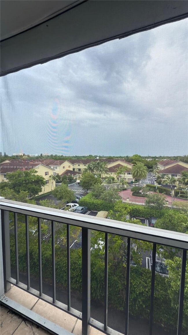 Building Photo - 8950 NE 8th Ave