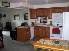 Building Photo - 115 Marengo Ave