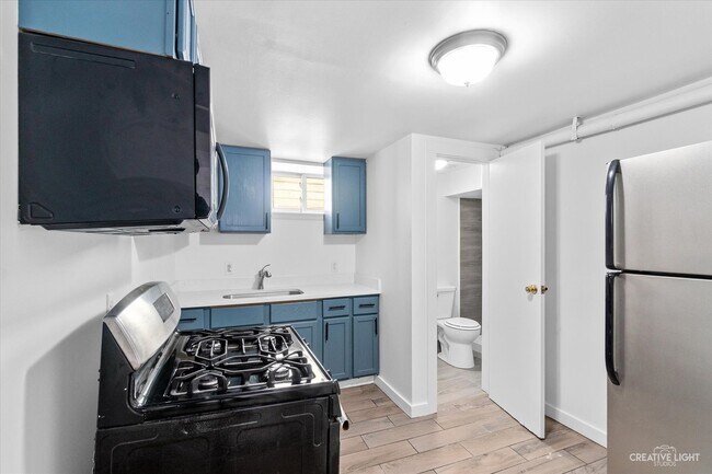 Building Photo - 505 E Jackson St