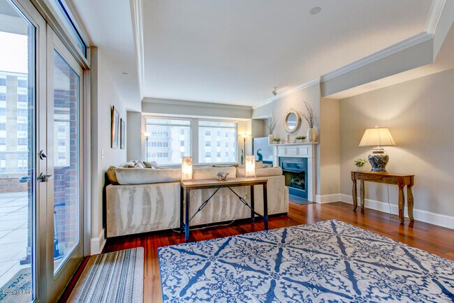 Building Photo - 510 Glenwood Ave