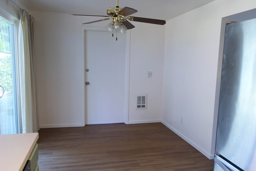 Nook - 5219 172nd St SW