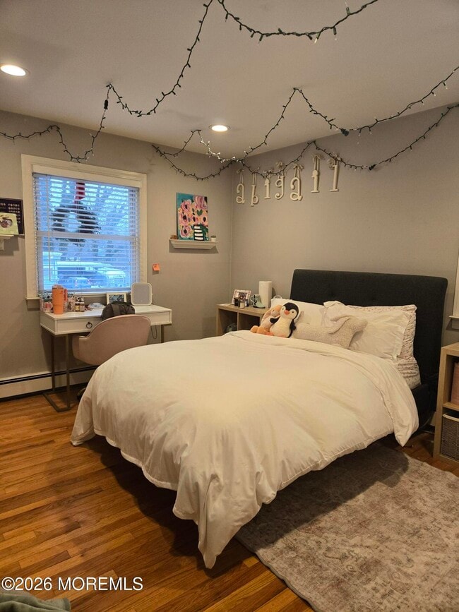 Building Photo - 903 Bloomfield Ave