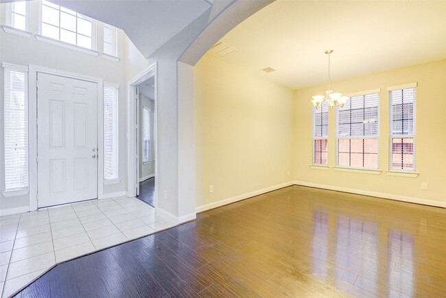 Building Photo - 22530 Cutter Mill Dr