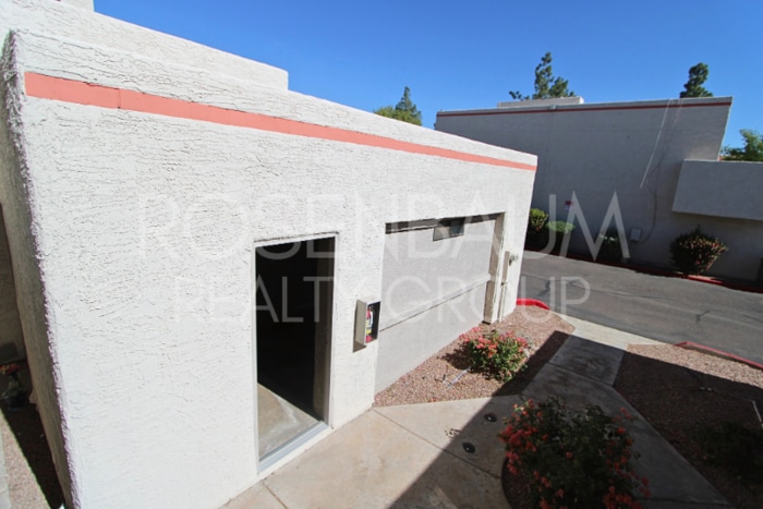 Building Photo - 885 N Granite Reef Rd