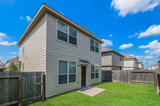 Building Photo - 18514 Paddys Crk Trl