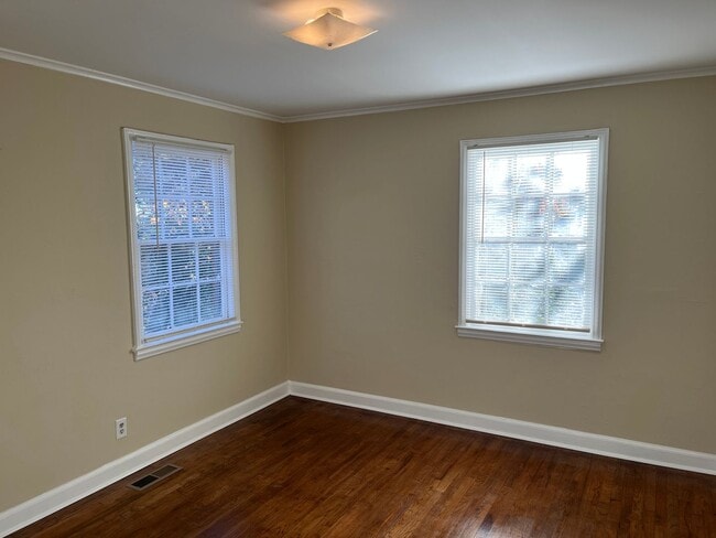 Building Photo - **AVAILABLE NOW**Near Ft. Benning. Columbus, GA 2 Bedroom / 1 Bathroom Home for Rent***