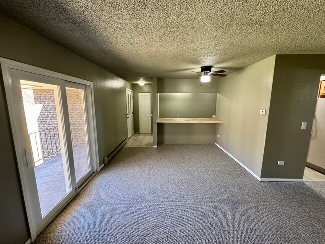 Building Photo - Charming 2BR Condo in Denver