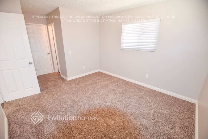 Building Photo - 4378 Santee Pl