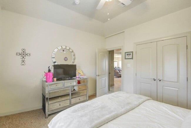 Building Photo - 57 Red Maple Ct