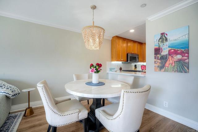 Building Photo - 7509 Ave