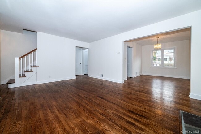 Building Photo - 83 Stevenson Ave