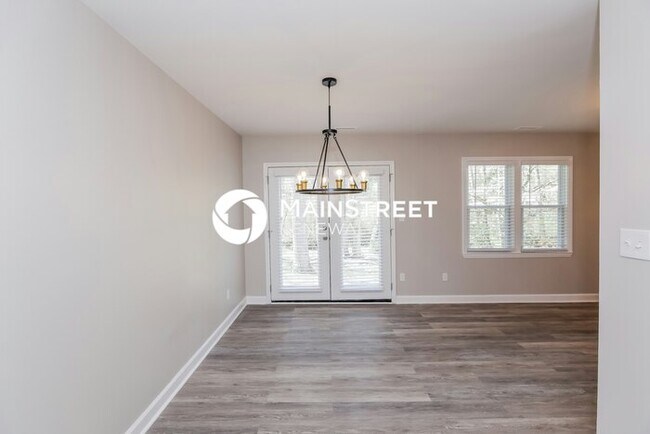 Building Photo - 3 Bedroom Pet-Friendly Home in MINT HILL, NC with Main Street Renewal