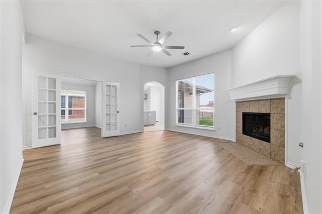 Building Photo - 1720 Avonlea Dr