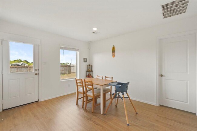 Building Photo - 736 Delany Cv Ct