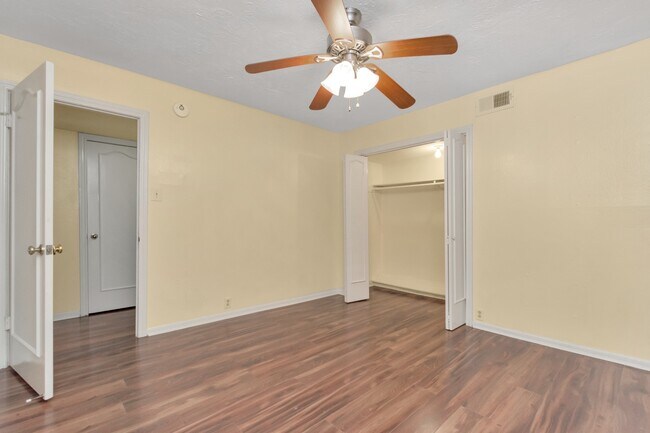 Building Photo - 4702 Cashel Cir