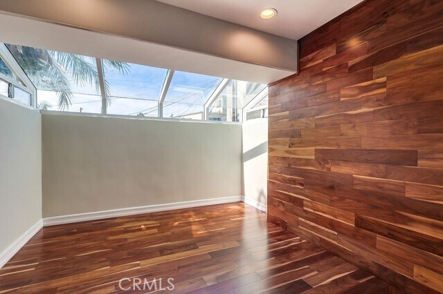 Building Photo - 6063 Lido Ln