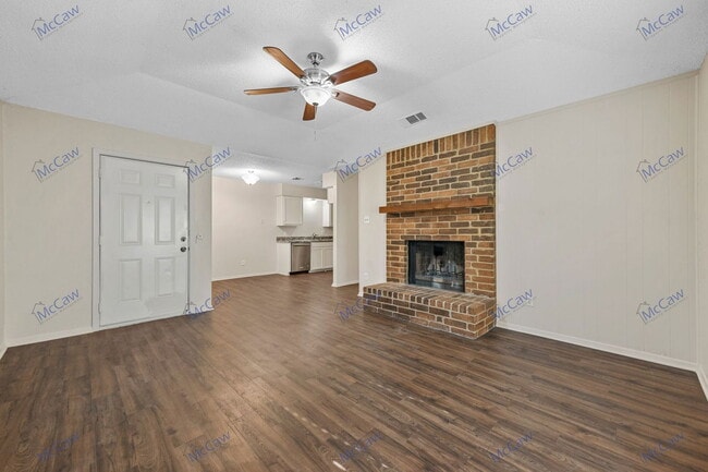 Building Photo - 7728 Jamie Renee Ln
