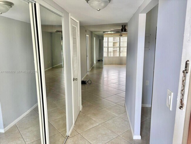 Building Photo - 8305 Sunrise Lakes Blvd