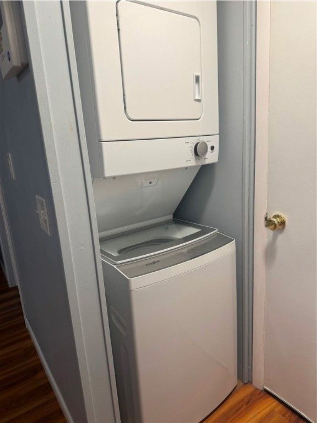 Building Photo - 3126 East Ave