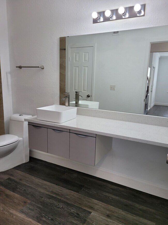 Building Photo - Madison at MetroWest- TPPM RENTAL ONLY
