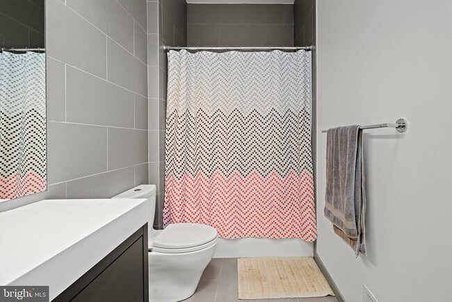 Building Photo - 1111 W St NW