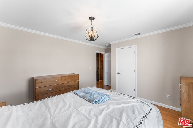 Building Photo - 18032 Mariner Dr