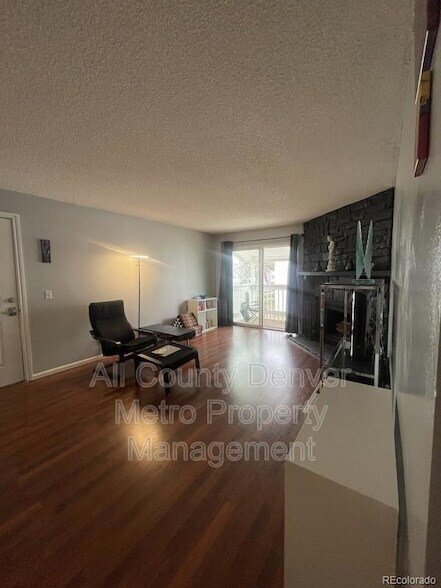 Building Photo - 14454 E Colorado Dr