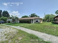 Building Photo - 137 Lake Rachard Dr