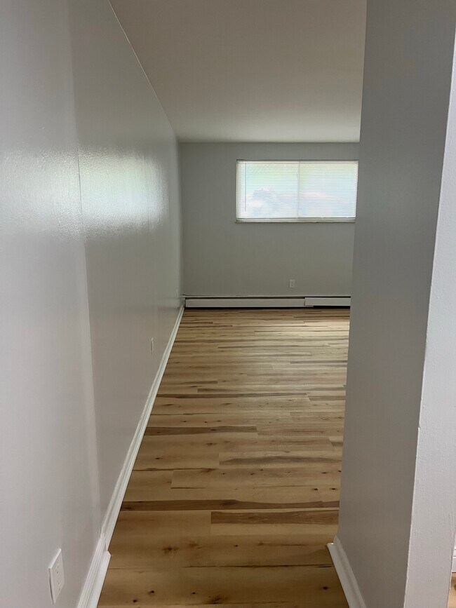Building Photo - Main Street Milford Apartments LLC