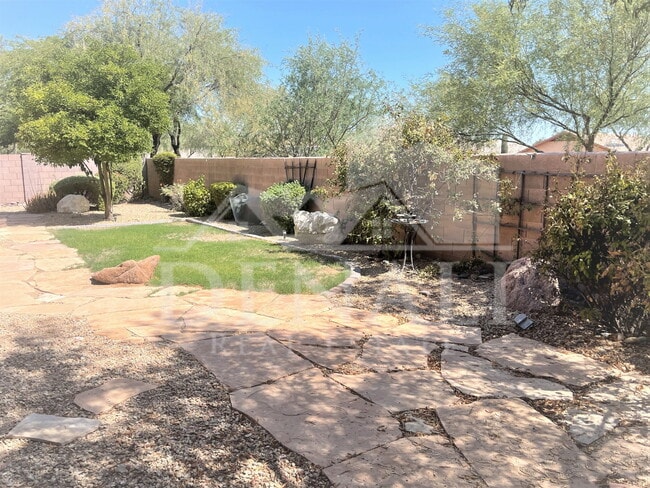 Building Photo - 4523 E Swilling Rd
