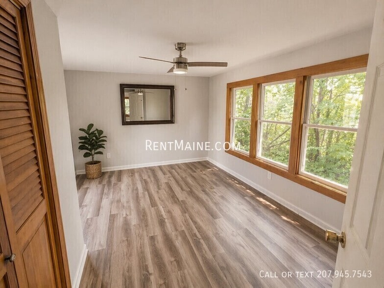 Building Photo - 5 Poplar St