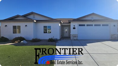 Building Photo - Beautiful Solar-Powered 4 Bedroom Home Bui...