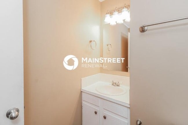 Building Photo - 3 Bedroom Pet-Friendly Home in Jamestown, NC with Main Street Renewal