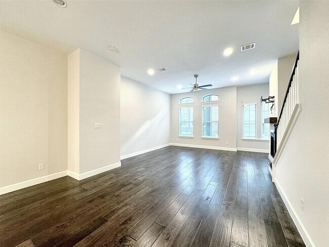 Building Photo - 1367 Branchwood Pl