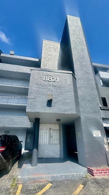 Building Photo - 8821 W Flagler St