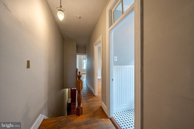Building Photo - 4018 Roland Ave