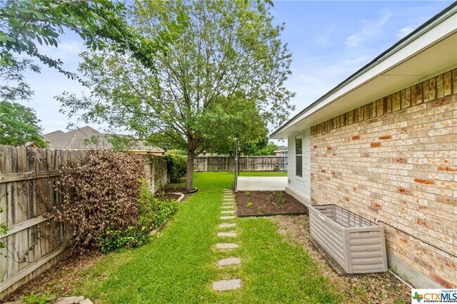 Building Photo - 1623 Anna Lee Dr