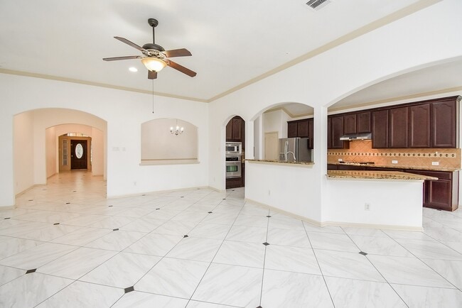 Building Photo - 6822 Clemson Ln